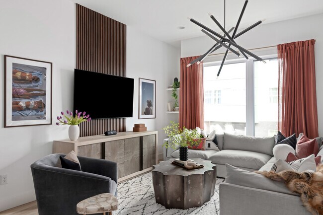 Photo - 1416 Napoleon St Unit ID1043950P