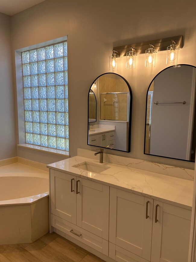 Photo - 259 Glen Eagle Cir