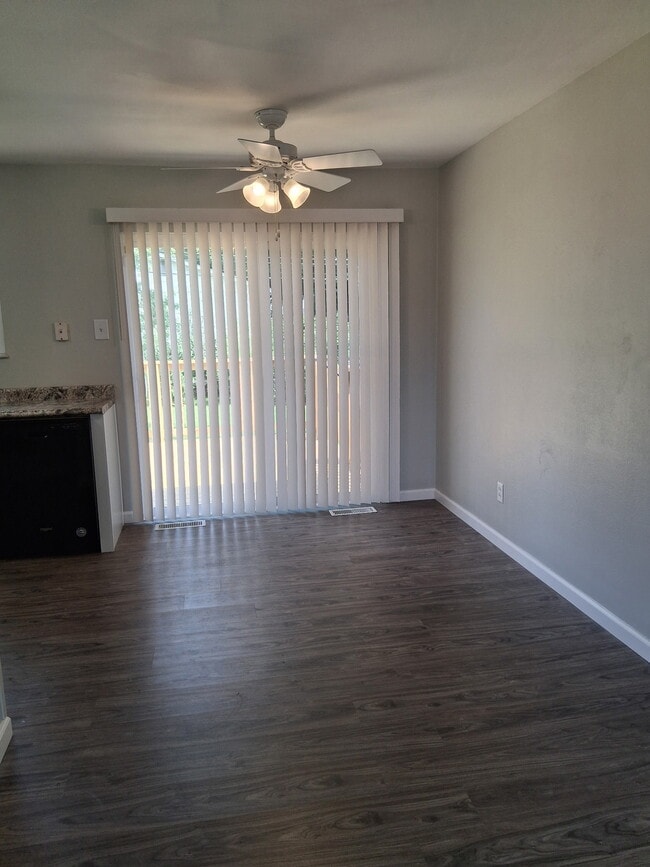 Photo - 1864 Schulte Hill Dr