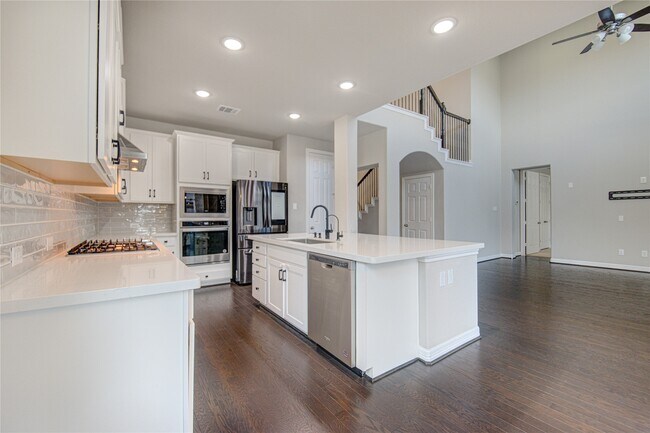 Photo - 28918 Woods Rose Ct