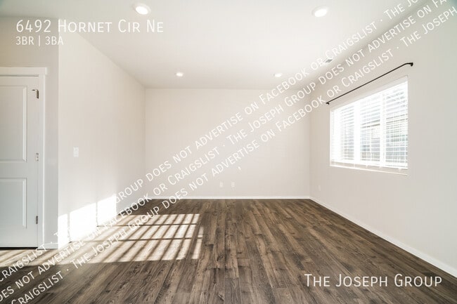 Photo - 6492 Hornet Cir NE