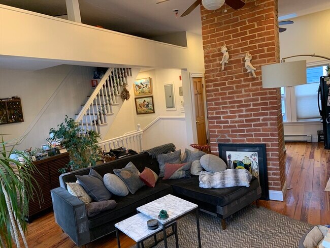 Photo - 100 Hampshire St Unit 4
