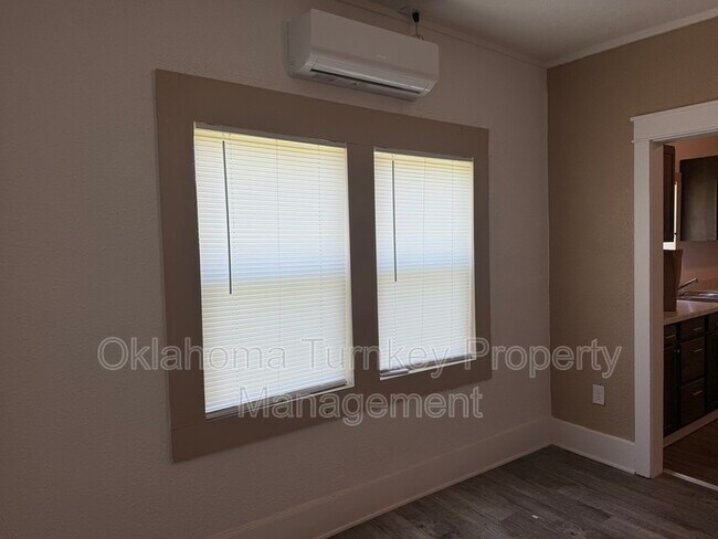 Photo - 1213 N Alabama Ave