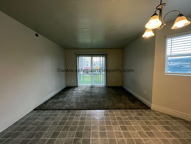 Photo - Wonderful 3 Bedroom Condo in Sandy