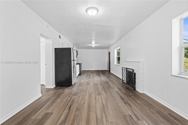 Photo - 201 S Biscayne River Dr Unit B