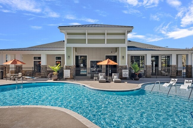 Photo - Hawthorne at Traditions