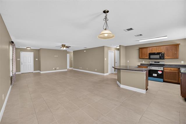 Photo - 2215 Splendor Ct
