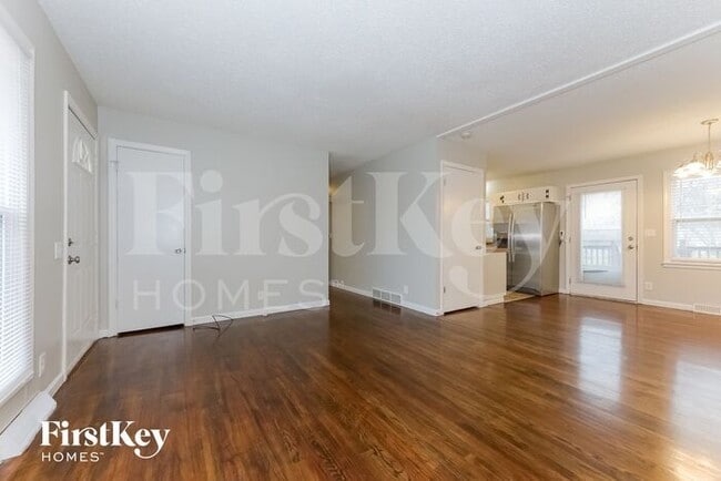 Photo - 210 Berry Ave