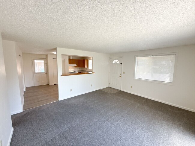 Photo - 3035-3037 Kane Street Unidad 3035 Kane