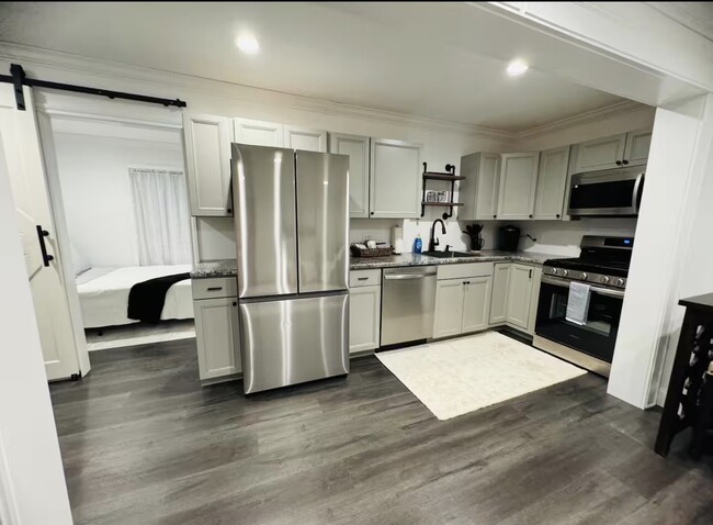 Photo - 10 Palmer St Unit Suite 1