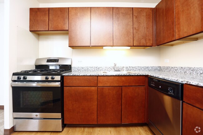 2 BR, 1 BA - kitchen