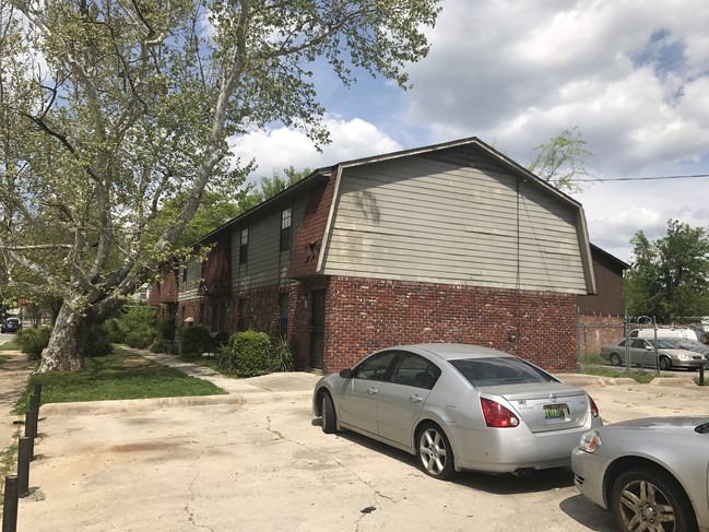 Photo - 3021 Avenue E Apartments