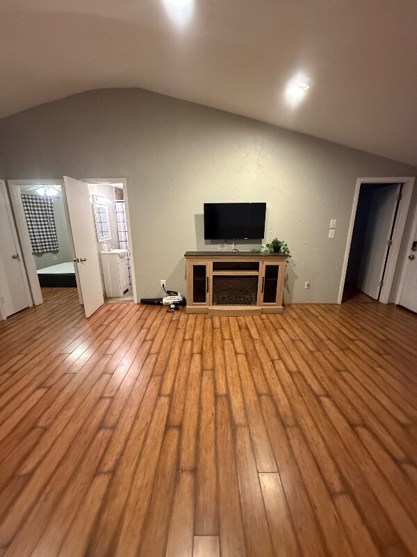 Photo - 489 Clubhouse Dr