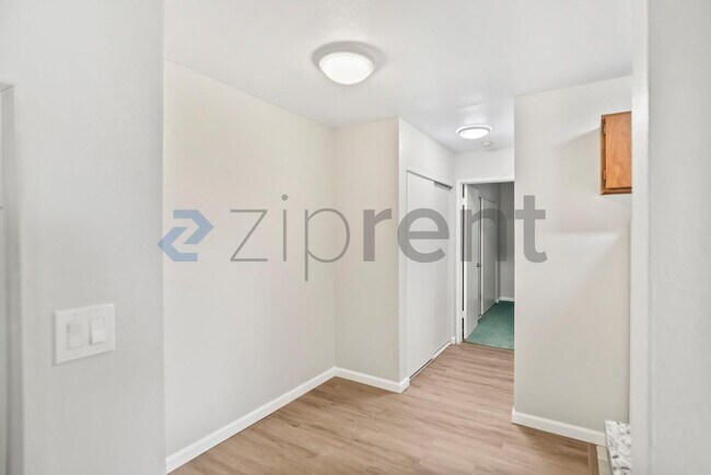 Photo - Unit 109