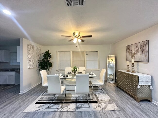 Photo - 5346 Windswept Ln