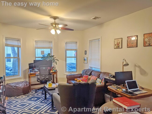 Photo - 56 Market St Unidad 1