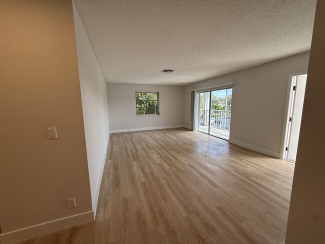 Building Photo - 531 N J St Unit 5