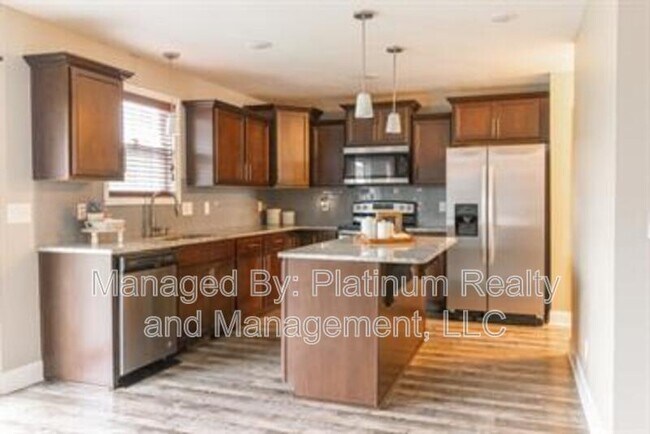 Photo - 208 Eagles Talon Ct