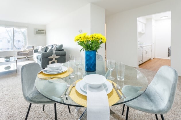 Dearborn View Apartments - Inkster, MI