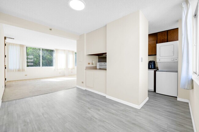 Photo - 3033 Ala Ilima St