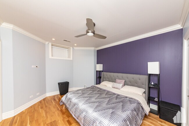 Photo - 1711 N Crilly Ct Unit B