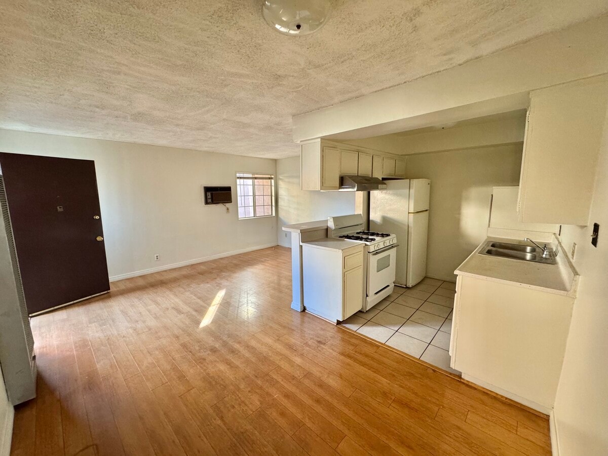 Photo - 1804 Vine St Unit D