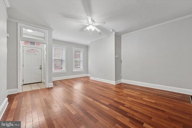 Photo - 158 Green Ln