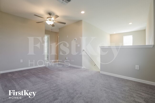 Photo - 1045 7th Ave NW