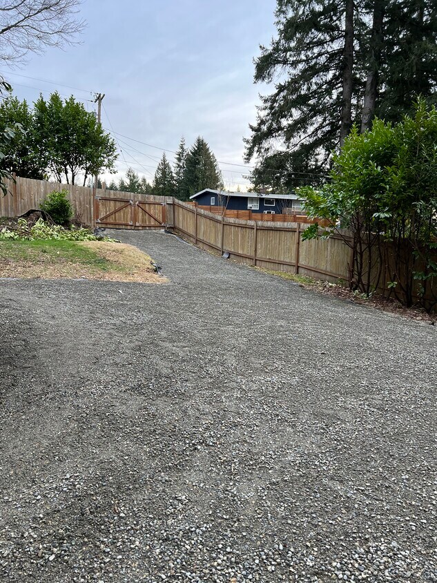 Photo - 14235 169th Ave SE (Renton, WA)