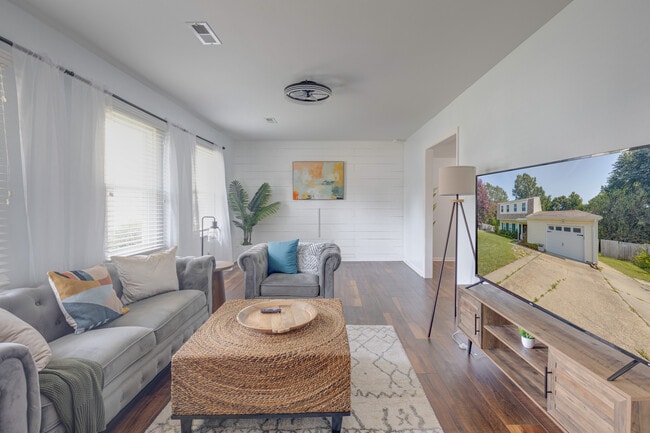 Photo - 302 Lampros Ct