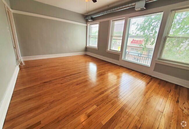 Building Photo - 4239 N Lincoln Ave Unit 3 Rental