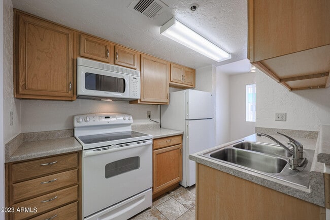 Photo - 12123 W Bell Rd