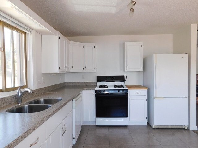 Photo - 2 Bedroom 1 Bathroom home located downtown Pagosa with views.