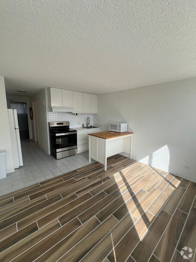Building Photo - 1 bedroom in Waikiki! Rental