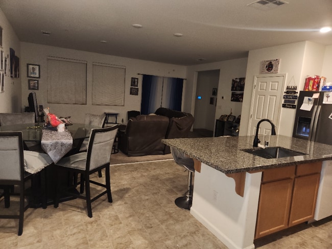 Photo - 2215 S Vista St