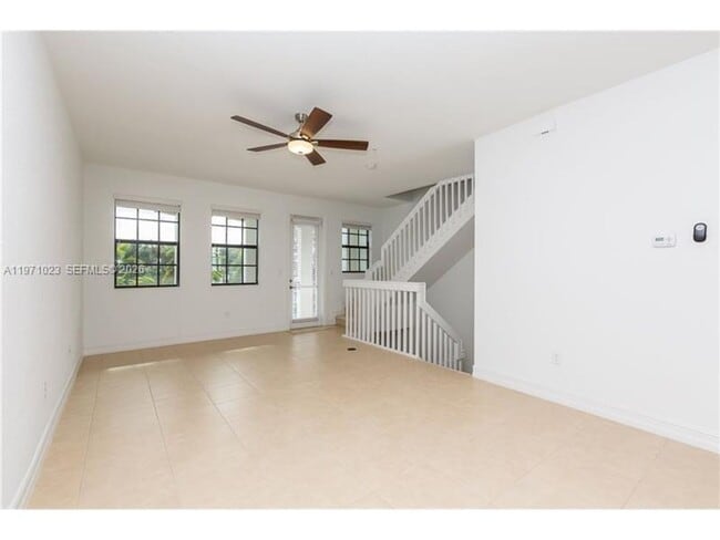 Photo - 11351 SW 15th St