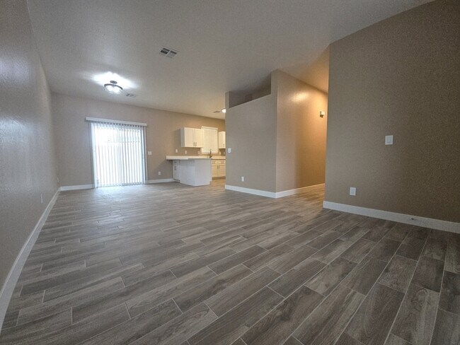 Photo - Newly Renovated 3 bed 2 bath home in San Tan Valley
