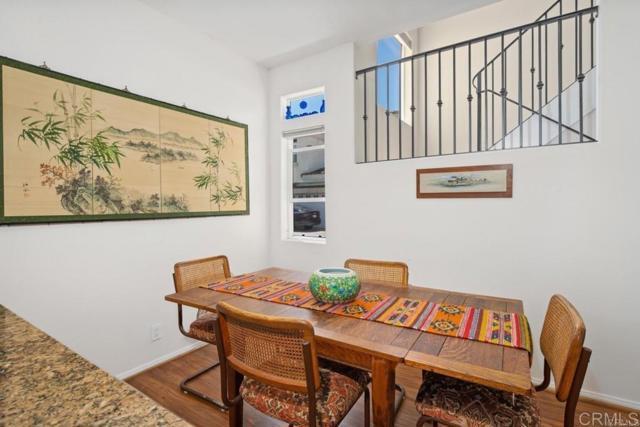 Photo - 324 Park Way