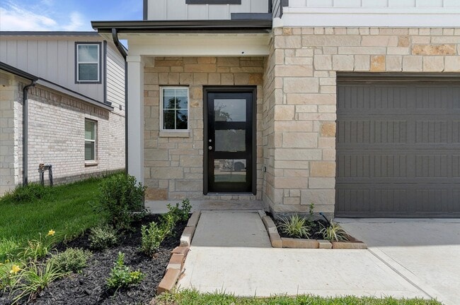 Photo - 8627 Blueberry Ash St