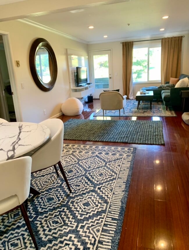 Photo - 4016 Farm Hill Blvd