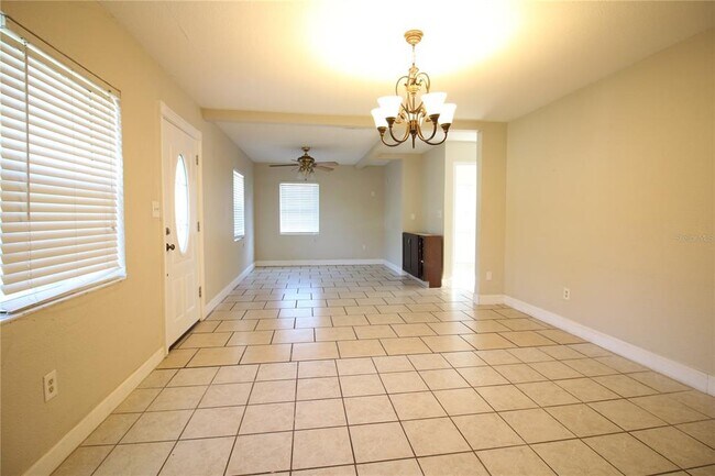 Photo - 4336 Hedge Dr E