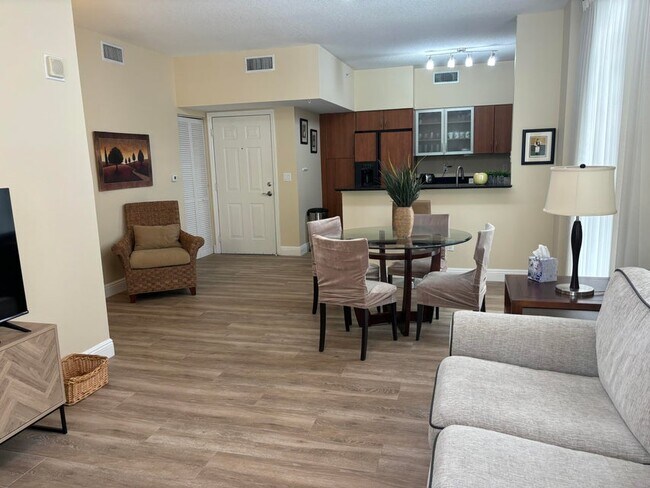 Photo - 233 S Federal Hwy Unidad 201