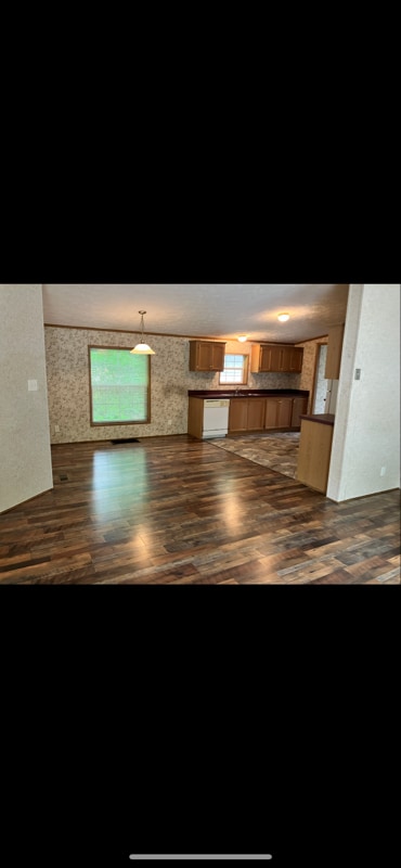 Photo - 204 W Milton Rd