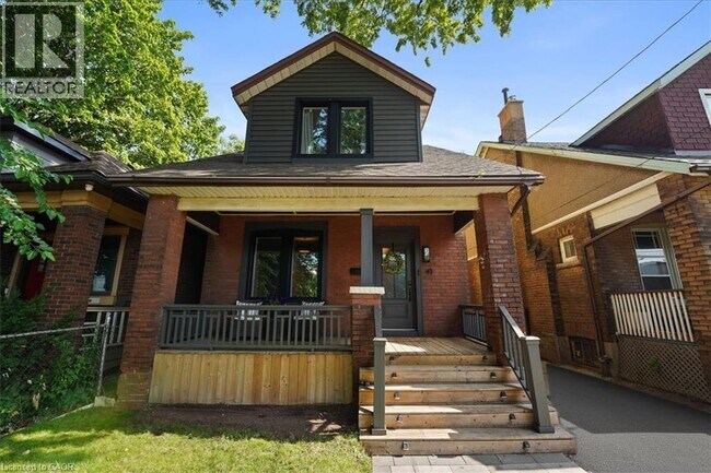 Photo - 41 Macallum St