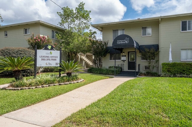 Photo - Frederick Gardens