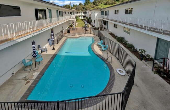 GeoLiv Hillcrest Oaks LLC