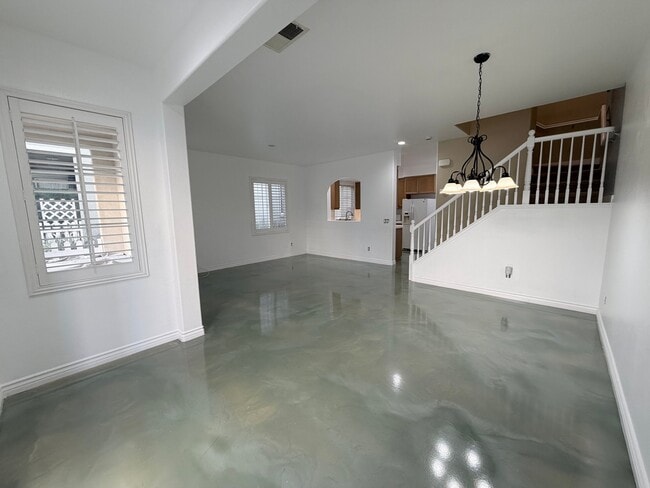 1431 Trouville Ln
