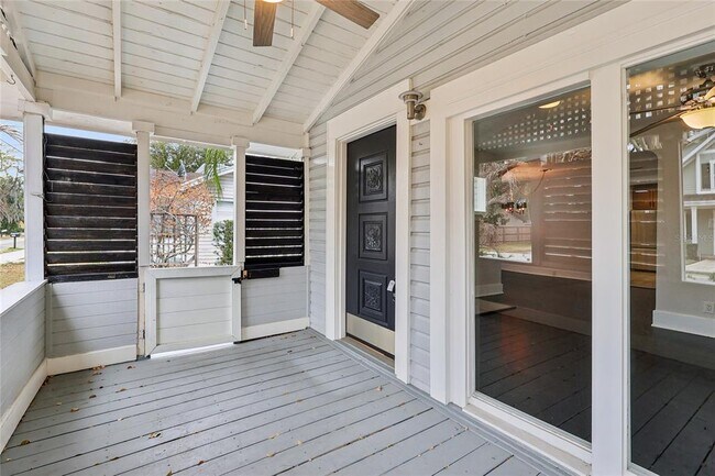 Photo - 137 E Grant St