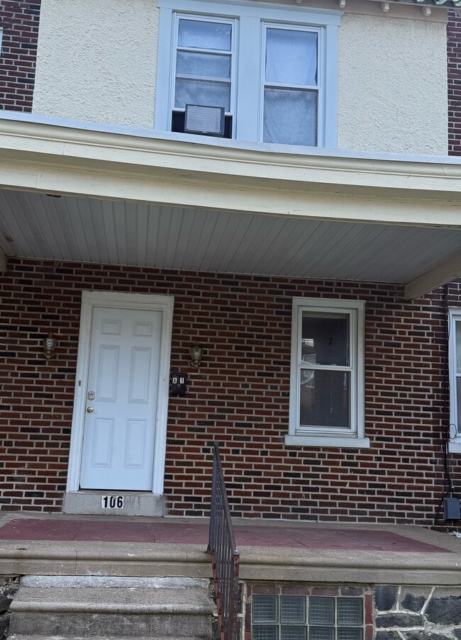 Photo - 106 W 35th St