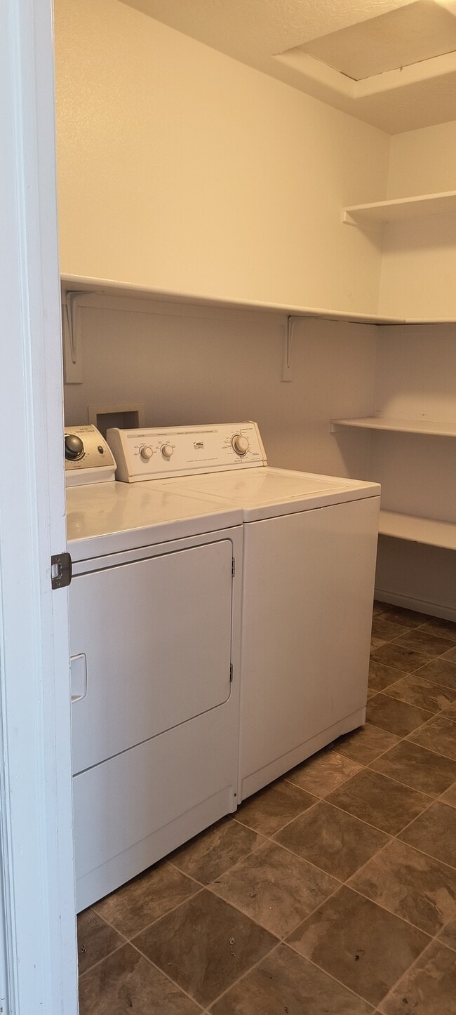 Photo - 1255 N 575 W